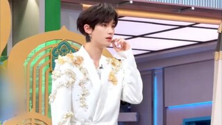 【Ding Chengxin】Xiao Ding performed several energetic dances—"Sugar," "Hot Like Me," and "ANGEL." Xia