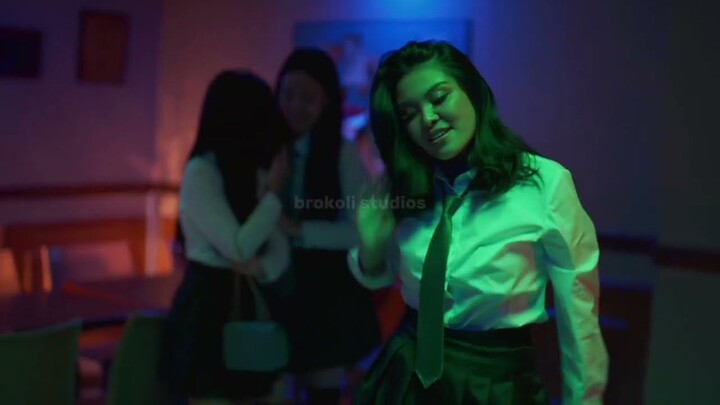 Baru Kuliah Langsung Terjebak! Kisah Mengejutkan Mahasiswi Baru Ini❗Alur cerita film Filipina