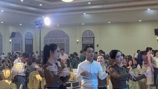 ลำสาละวัน เพลงลาว