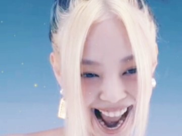 《How You Like That》jisoo和jennie 未公开片段视频，期待打啵J能合体出首新歌