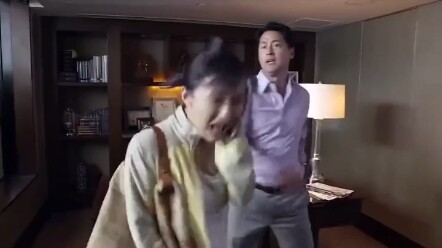 Diam, aku lagi berpikir.