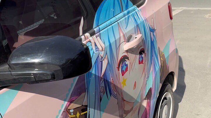 I really stepped on shit when I encountered the second dimension so early in the morning😡