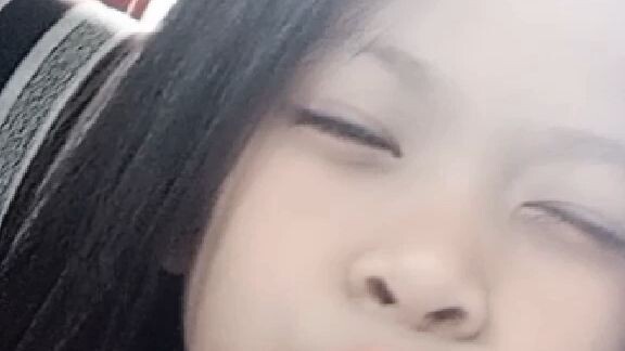 chú bé xinh 😁😁🌷