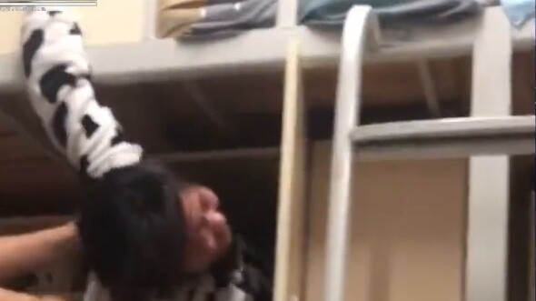 Dormitory hide-and-seek competition: Don’t be afraid of too many idiots, just be afraid of them gath