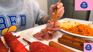 Mukbang mì cay, xúc xích và hotdog #anngon