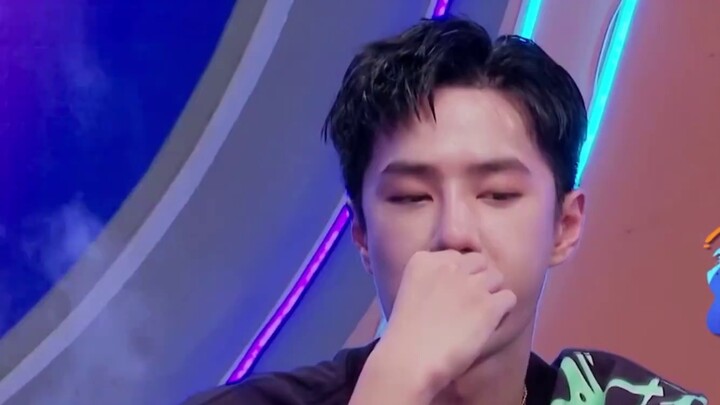 Wang Yibo teaching Wang Jiaer to crack melon seeds will sooner or later be laughed to death by these