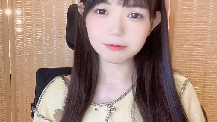 ฉันนึกว่าลืมความคิดถึงไปแล้ว～ヽ(´Д｀)人(´Д｀)