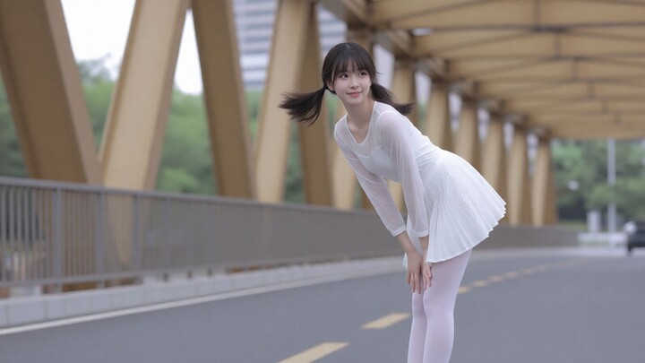 Đứa trẻ ngốc nghếch nhất trên đường 🤣
