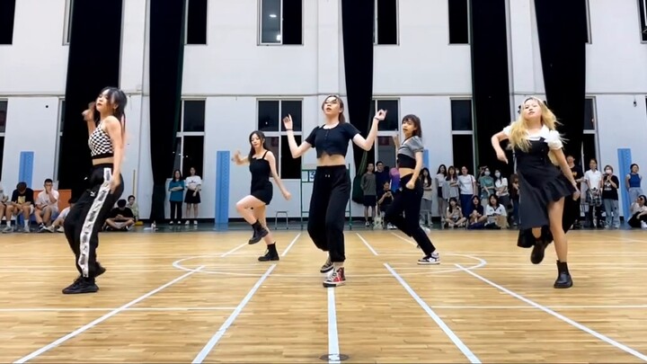 "FEARLESS" - LE SSERAFIM double perspective super dance | basketball game cheerleading five-person v