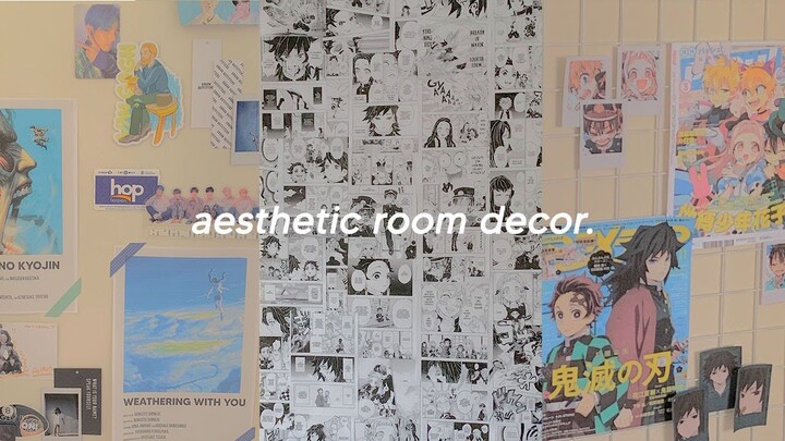 room decor : manga wall, aesthetic collages, + photo grids! 🌱🗑