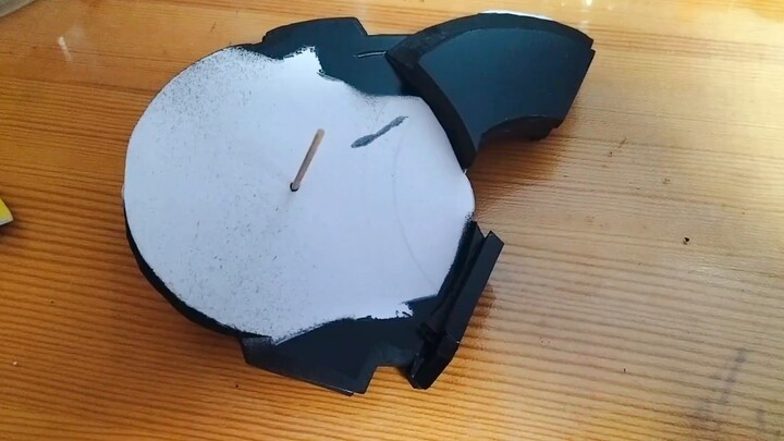 With drawings! In less than a minute, teach you to make a Kamen Rider Polar Fox Magnum buckle with P