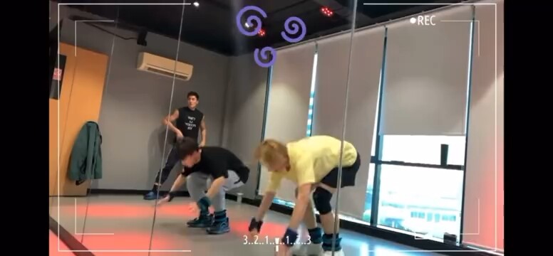 高卿尘尹浩宇在泰国的练习视频