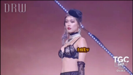 แฟชั่นโชว์ชุดชั้นในโตเกียว