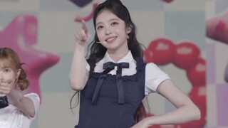 Hearts2Hearts Cover Gee家族演唱会舞台