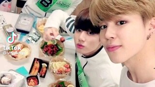 CHAOTIC BTS LIVE
