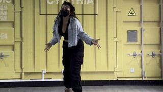 Like Jennie 翻跳…最近更的勤…kimmiz 编舞