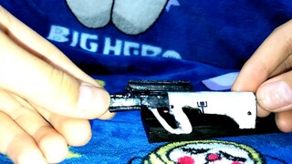 The new grandma rubs the aug paper film with her hands? How is it? Please, you must watch it to the 