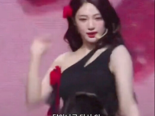 Desainer yang mengirim pita mawar ke pergelangan tangan Ningning, aku tidak akan membiarkan siapa pu