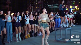 #青春活力 #跳舞小姐姐 #劲歌热舞 #最嗨广场舞