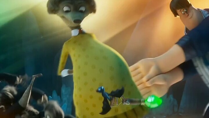 Semua orang di Hotel Transylvania bersedia melakukan apa pun untuk Anda