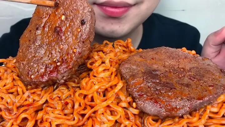 [ASMR]Eating SAMYANG spicy noodle and spicy steak