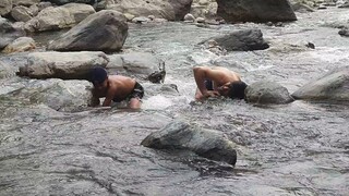 hand fishing in Nepal | one of the oldest fishing style | himalayan trout fishing |