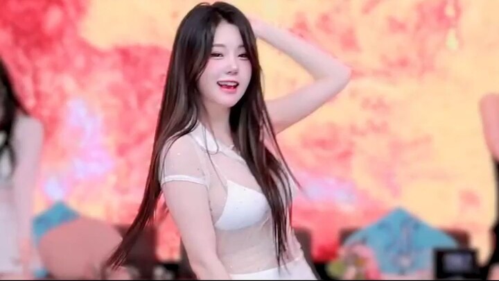 主角级气质 👑 Premium Model Dance Vibes #Kpop #KpopDance #Fancam #StagePerformance