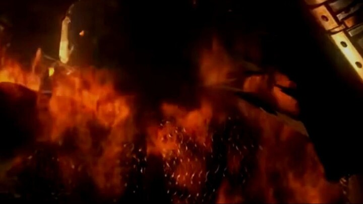 Dark Souls: Solaire links the fire in his world
