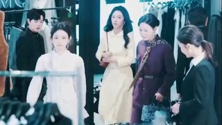 Giọng nói bên trong của cô gái được cả gia đình lắng nghe. Sau khi được đọc, tôi đã đảo ngược mối qu