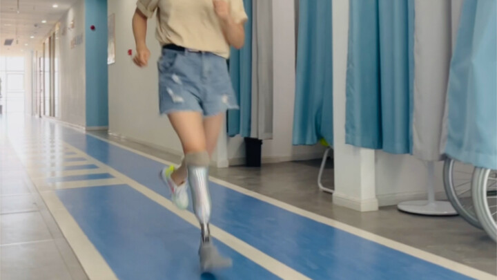 สง่างาม! ไม่มีวันตกยุค… แม้แต่สาวแกร่งเหล็กก็ยังดูดี… ฮ่าๆๆ