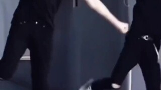 [Song Yaxuan] เวอร์ชั่นห้องซ้อม "Encounter" ฉบับตัดต่อส่วนตัว - กล้ามเนื้อของ Yaxuan น่าทึ่งมาก!