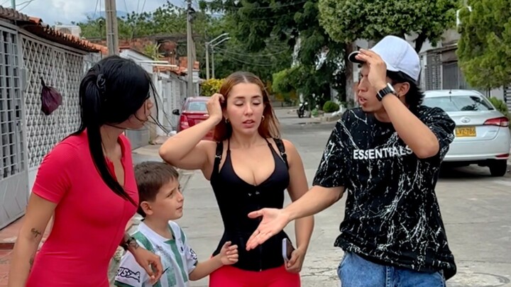Se llama "Kasiano" el señor.