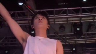 Tan Jianci, help me...I can watch this video on repeat!