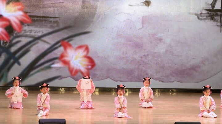 Li Gege ออนไลน์อยู่~