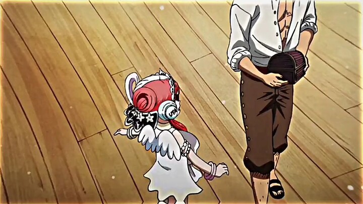 luffy tidak sadar kalau buah yg dia makan buah model dewa matahari/ NIKA😈😳