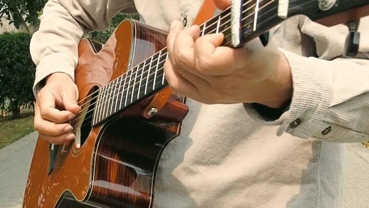 Phiên bản tiêu chuẩn "Unheard Finger Playing Guitar Adaptation", ai có tay đều có thể chơi được, phi