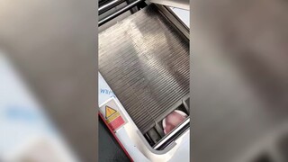 Thánh khịa bà bán hàng