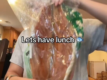 Foreign beauty eats cold-smoked fish