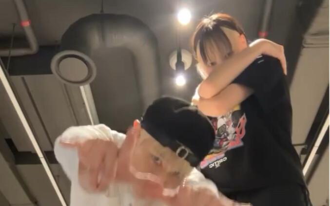 又幸福了！badalee&李泰容最新Challenge