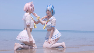 Thật ngọt ngào! Cosplay Rem Ram trong bộ đồ bơi ở bãi biển~ Mình thích mùa hè nhất! ! Vũ điệu của Nh
