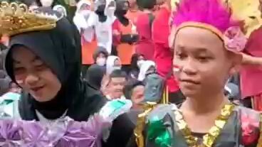 Happy Now in Fashion Day independent