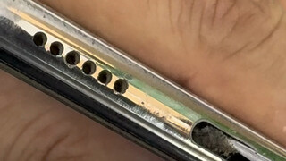 Ordinary people's little acts of kindness warm us all; if your charging port is broken, you don't ne