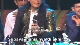 es teh gus miftah