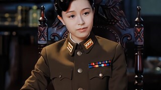 She is very good at planning when she is in military uniform and very graceful when she is in cheong