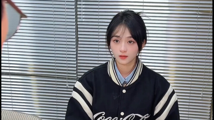 Tình yêu cần tự do, còn tình yêu nơi công sở thì không nên giữ lại.