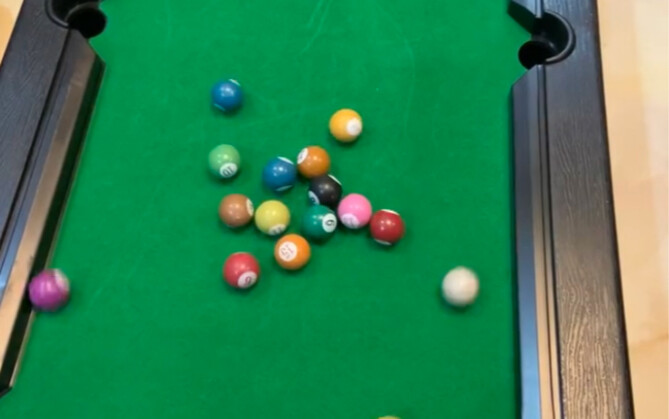 Dengan si kecil Dengxi ini, siapa yang masih mau keluar rumah?