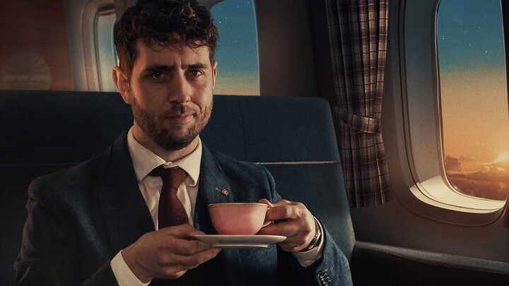 [Putting My Boyfriend to Sleep] Cabin Reverie—Sharing the Sunset Glow with a Gentleman Passenger