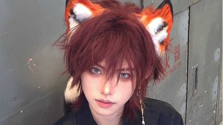 Lần đầu tiên cô nàng sợ đám đông đi tham gia hội chợ anime, ai cũng dễ thương hết trơn!