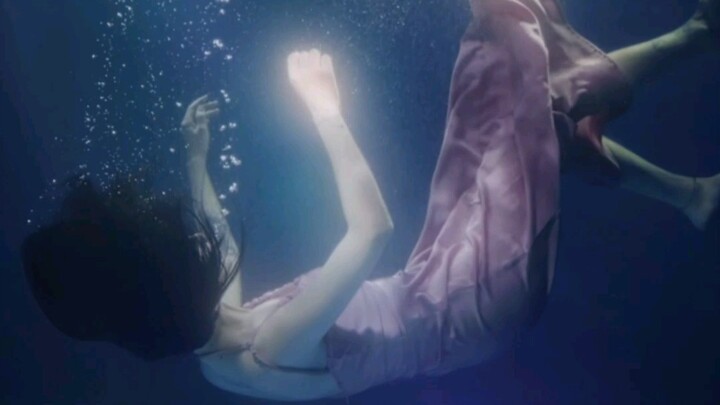 “Selamatkan aku di perairan dangkal, tenggelamkan aku di jurang terdalam”