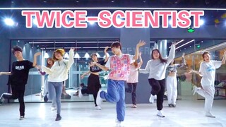 带学生一起跳兔瓦斯SCIENTIST～甜炸了！！